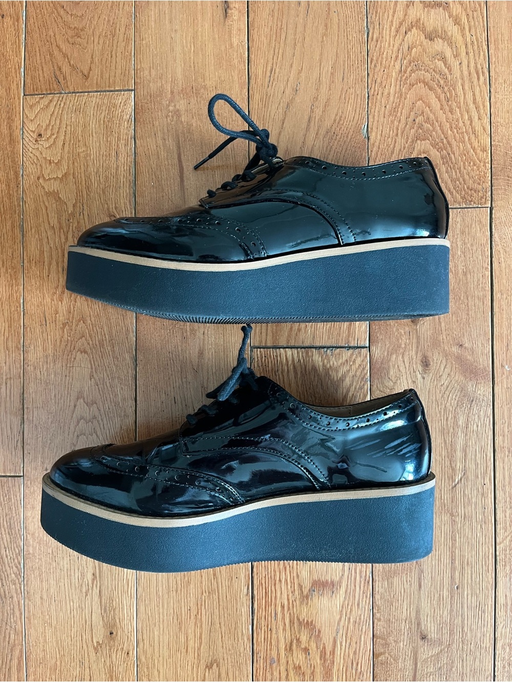 madden girl Black Patent Platform Oxfords - Size 7